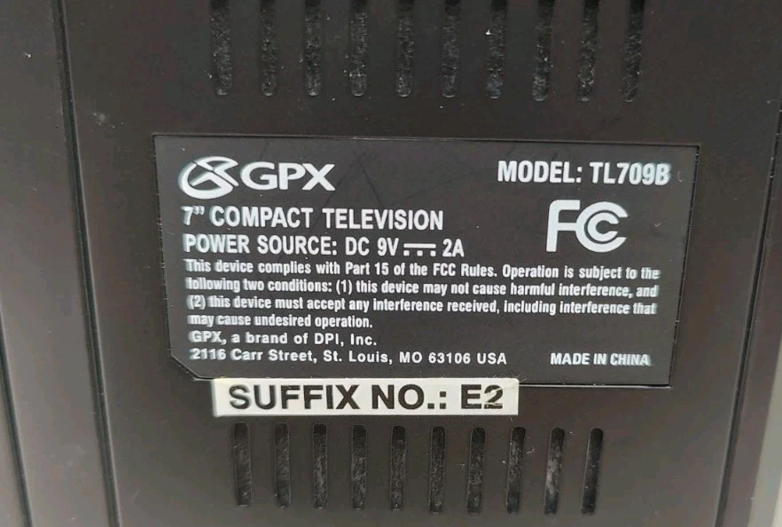 GPX 7 Inch Compact Portable Color LCD TV TL709B Open Box w/ Original Accessories - Image 4 of 4