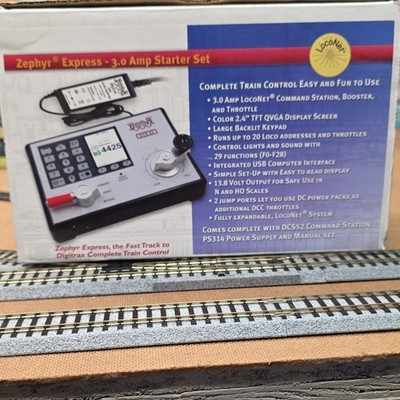 Digitrax Zephyr Express ZEPE 3.0A DCC Starter Set USB N Scale 1:160