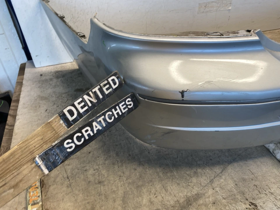 Оригинальная крышка заднего бампера для седана Toyota Avalon XLS XL 2000-2004 52159-AC040 - Изображение 2 из 4