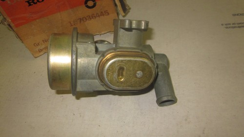 NOS 1968 1969 Smog Pump Diverter Valve GMC Truck C-10 20 Van 7036445 Rochester - Picture 3 of 8