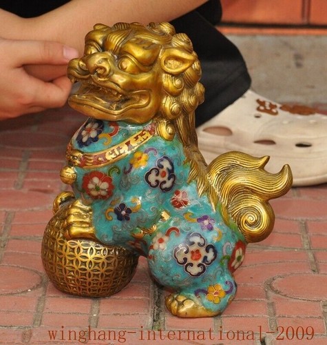 China ancient bronze Cloisonne Gilt Fengshui animal Foo dog lion beast statue - Picture 2 of 10