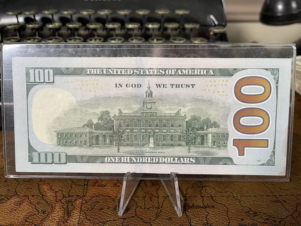 2013 $100 Dollar Bill Fancy Low Serial Number. First TRUE BINARY! RARE! 00001001 - Image 4 of 4