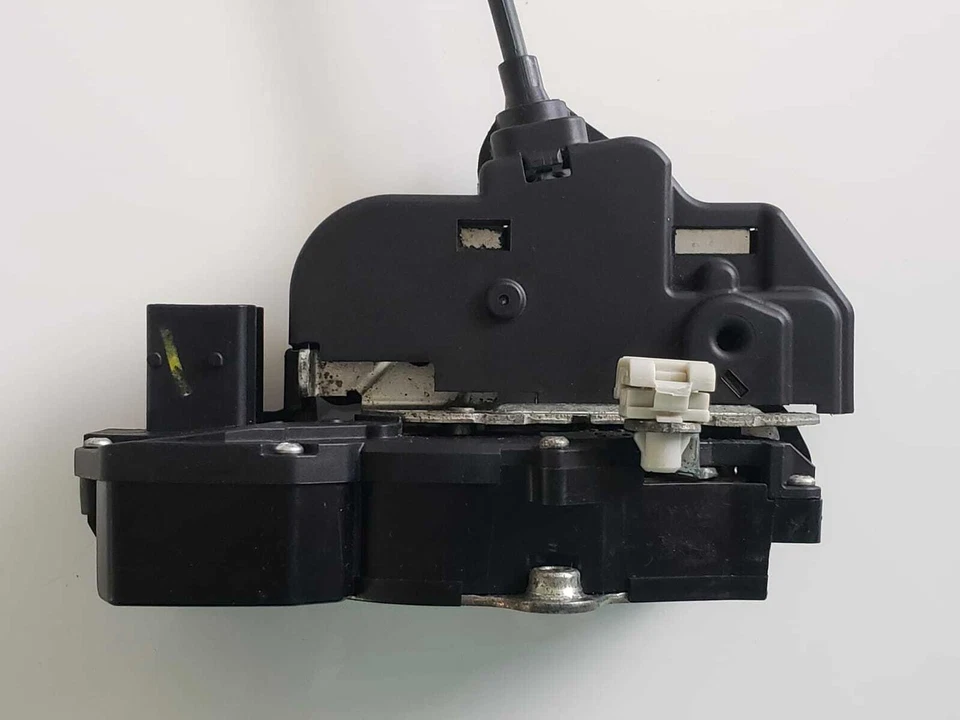 ПОЖИЗНЕННАЯ ГАРАНТИЯ 2007 - 2009 Cadillac SRX подлинный привод дверного замка GM СПРАВА СПЕРЕДИ - Изображение 2 из 4