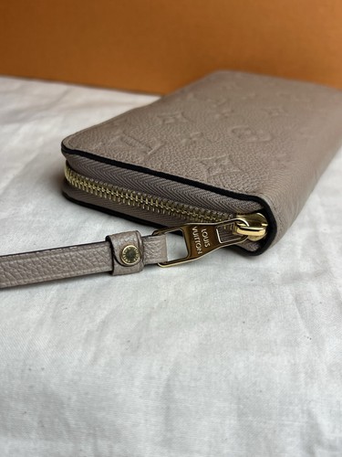 Louis Vuitton Monogram Empreinte Zipper Zip-Around Wallet Turtledove - Picture 20 of 23