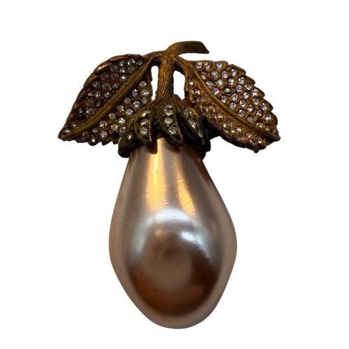 Vintage 1960er KJL Kenneth J Lane Brosche Kunstperlen Pave Kristall 3D Birne goldfarben A2