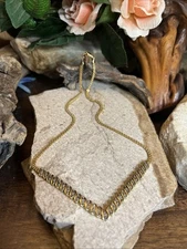 32. BR SUN Gold tone Lab Diamond Chevron Bismark chain Statement Necklace 18"