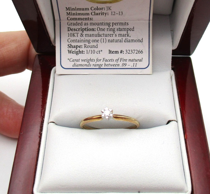 10K Yellow Gold 1/10 CTW Diamond Solitaire Engagement Ring Size 7 [R339]