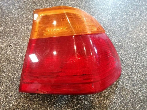 BMW 3 E46 Rücklicht hinten rechts 8364922 3.00 Diesel 2000 33853667