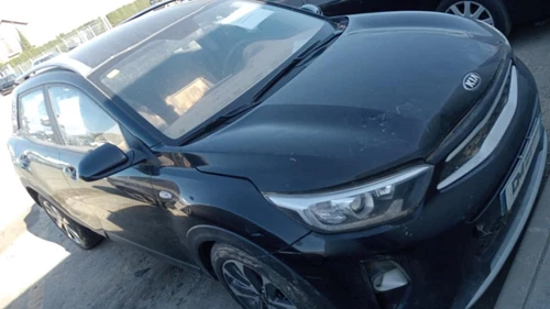 85910H8400 Bandeja Trasera para KIA STONIC (YBCUV) Black Edition 2019 7088793 - Imagen 4 de 10