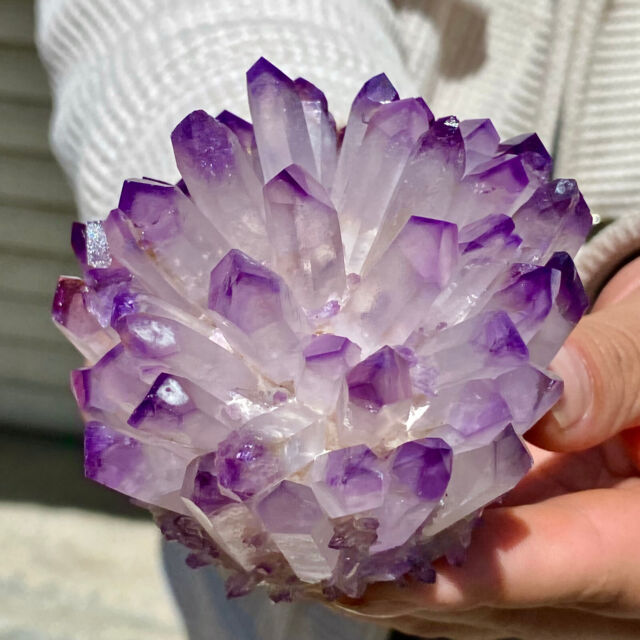 400G Newly discovered purple phantom quartz crystal cluster mineral sample 400G Newly discovered purple phantom quartz crystal cluster mineral sample