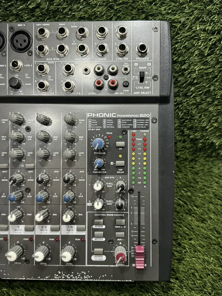 PHONIC PowerPod 820 Head Powered Mixer 8 Channel 200W DFX Tested and Working - Image 3 of 4