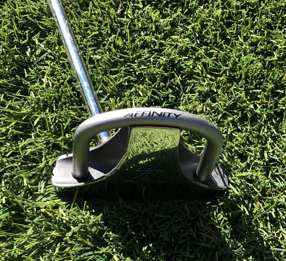 Affinity V Rod VR5 Stainless RH 35" Milled Face Steel Shaft Red V-Rod Grip  - Image 3 of 4