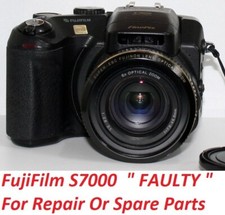 "DIFETTOSO" Fotocamera digitale FujiFilm FinePix S7000 per ricambi o riparazioni, parti"