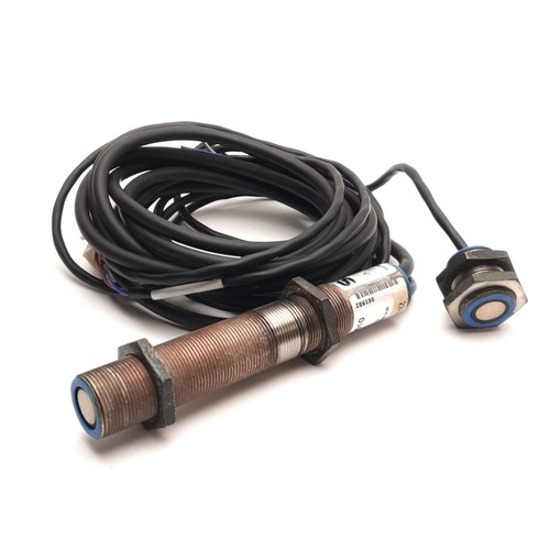 Detector de doble hoja Sick UM18-40010 6026283 10-30VDC, 2-NO 500mA, barril M18x1 - Imagen 1 de 7