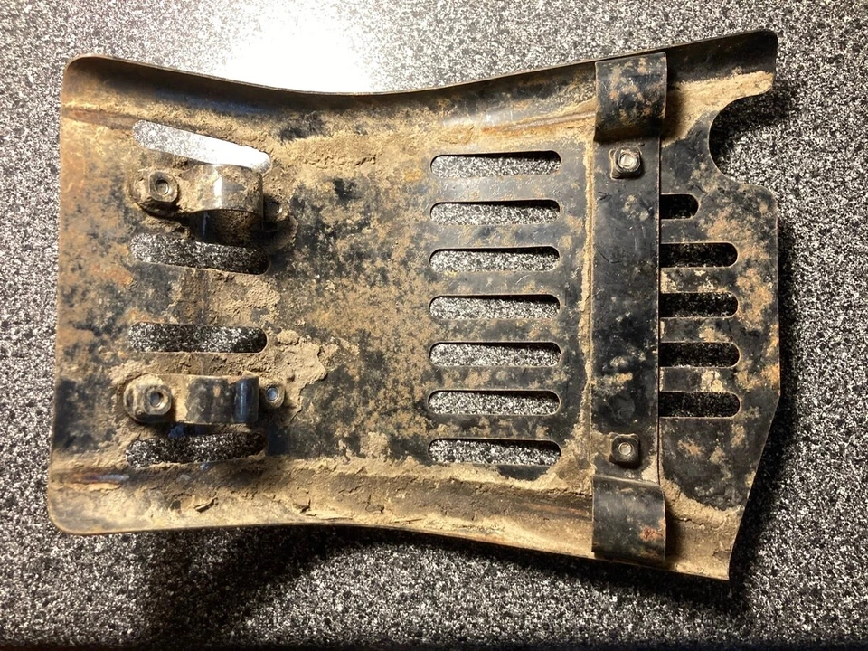 OEM Kawasaki F3 F4 Protector de bastidor de motor Cubierta de marco Placa de deslizamiento de colección MX Foto 4 de 4