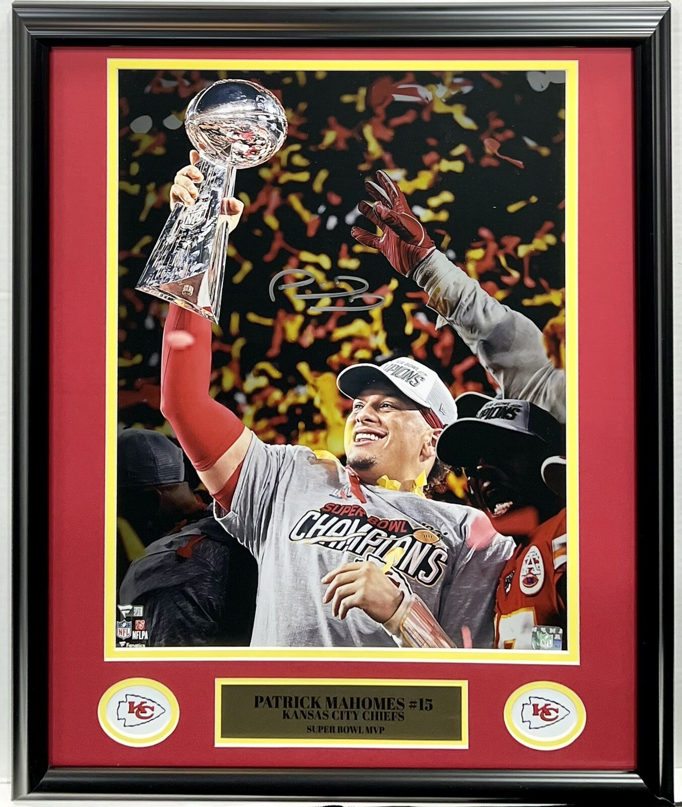Patrick Mahomes Autographed Signed Chiefs 16X20 Super Bowl MVP Photo Framed Auto Fanatics 