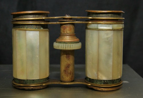 altes Opernglas Theaterglas Fernglas PERLMUTT MESSING mit Lederhülle - Bild 2 von 12