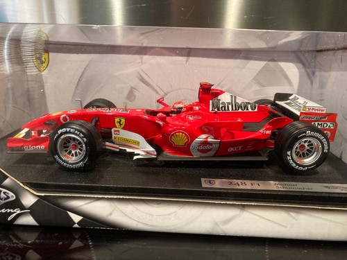 FORMULE 1 FERRARI 248 F1 MICHAEL SCHUMACHER MARLBORO SCALE 1/18 HOTWHEELS - Foto 2 di 12