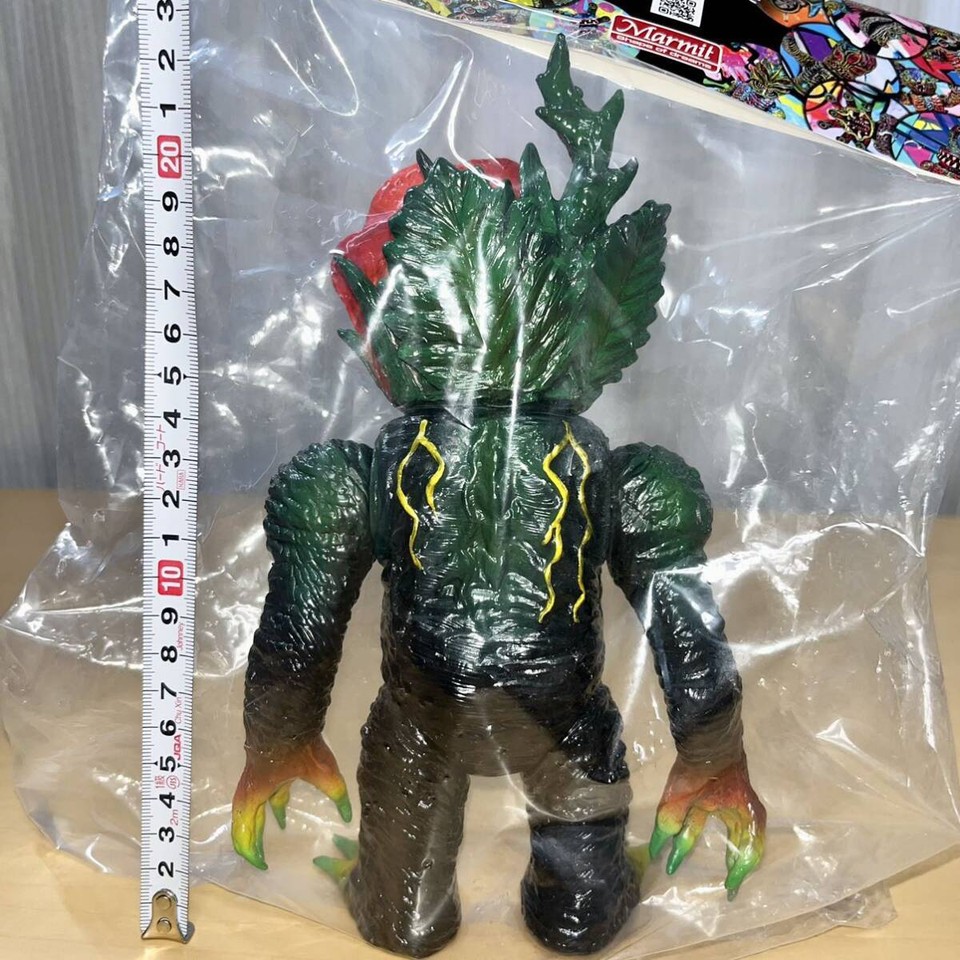 Rose X Yellow Eyes Marmit Skull Head Butt Soft Vinyl Sofvi Event