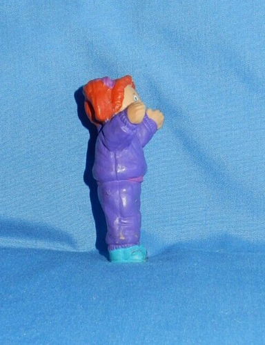 Vintage Cabbage Patch 1984 Mini PVC Figur Spielzeug rote Haare blaue Augen - Bild 4 von 5