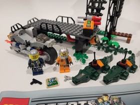 Lego Agents 8632 Swamp Raid 100% Complete w/Instructions RETIRED
