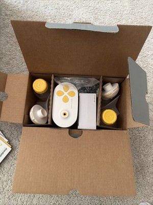 Medela double electric breast pump - NEW IN BOX ML101041360