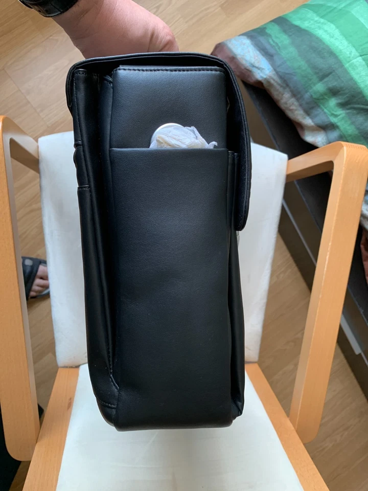 Sacoche cartableMandarina Duck cuir de vache noire - Photo 4/4