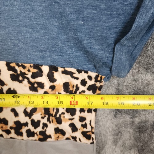 Women's Animal Print Short Sleeve V Neck Colorblocked Top Shirt Short Sleeve NEW - Picture 7 of 8
