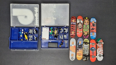 Tech Deck Lot Decks Wheels Trucks Tools Case