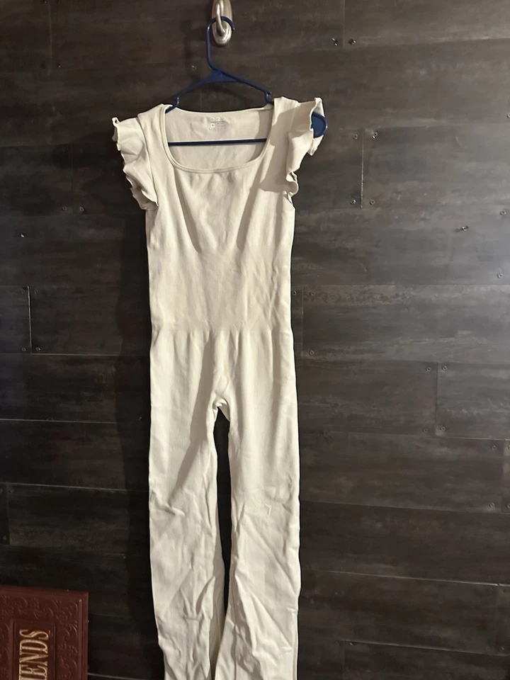 Mono Oqq para mujer mediano blanco roto acanalado cuello cuadrado Foto 2 de 4