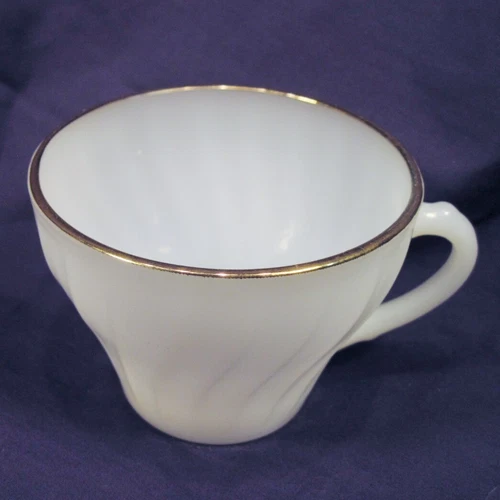 Vtg Fire King Mug Anchor Hocking White Milk Glass Gold Rim Swirl Coffee Tea Cup 