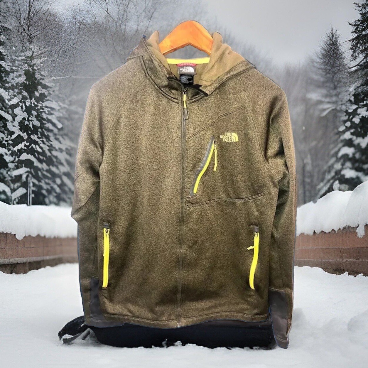 The North Face Medium Full Zip Hooded Jacket for Men and Women