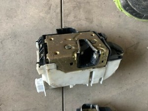 VW Golf 3 III Türschloss  Schloss Hinten Links 1H4839015A 1H4362153
