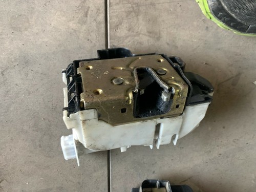 VW Golf 3 III Türschloss  Schloss Hinten Links 1H4839015A 1H4362153