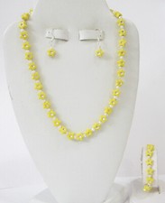 NEW-YELLOW STAR 4 PIECE CHILD'S JEWELRY SET-SO NICE