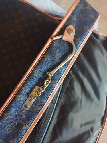 Louis Vuitton Portacapo Vintage Monogramma - Foto 8 di 10