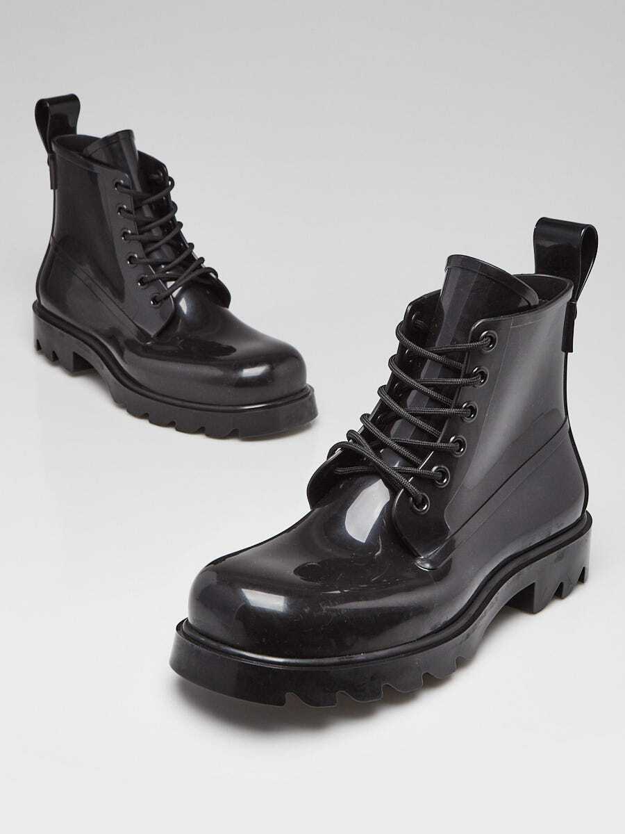 希少　ボッテガヴェネタ　stride　黒 25.5〜26.0相当　ショートブーツ 希少 ボッテガヴェネタ stride 黒 25.5〜26.0相当 ショートブーツ 希少