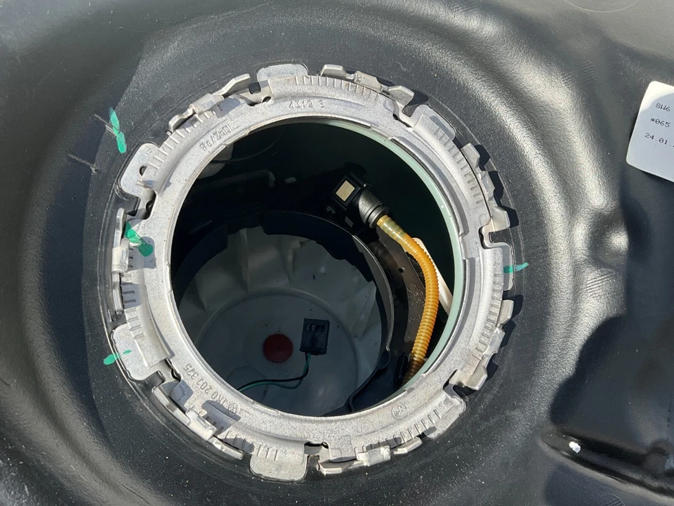 2018–2019 AUDI A5 QUATTRO РЕЗЕРВУАР ТОПЛИВНОГО БАКА 2,0 Л В СБОРЕ ОТ ОРИГИНАЛЬНОГО ПРОИЗВОДИТЕЛЯ 8W6201021 - Изображение 4 из 4