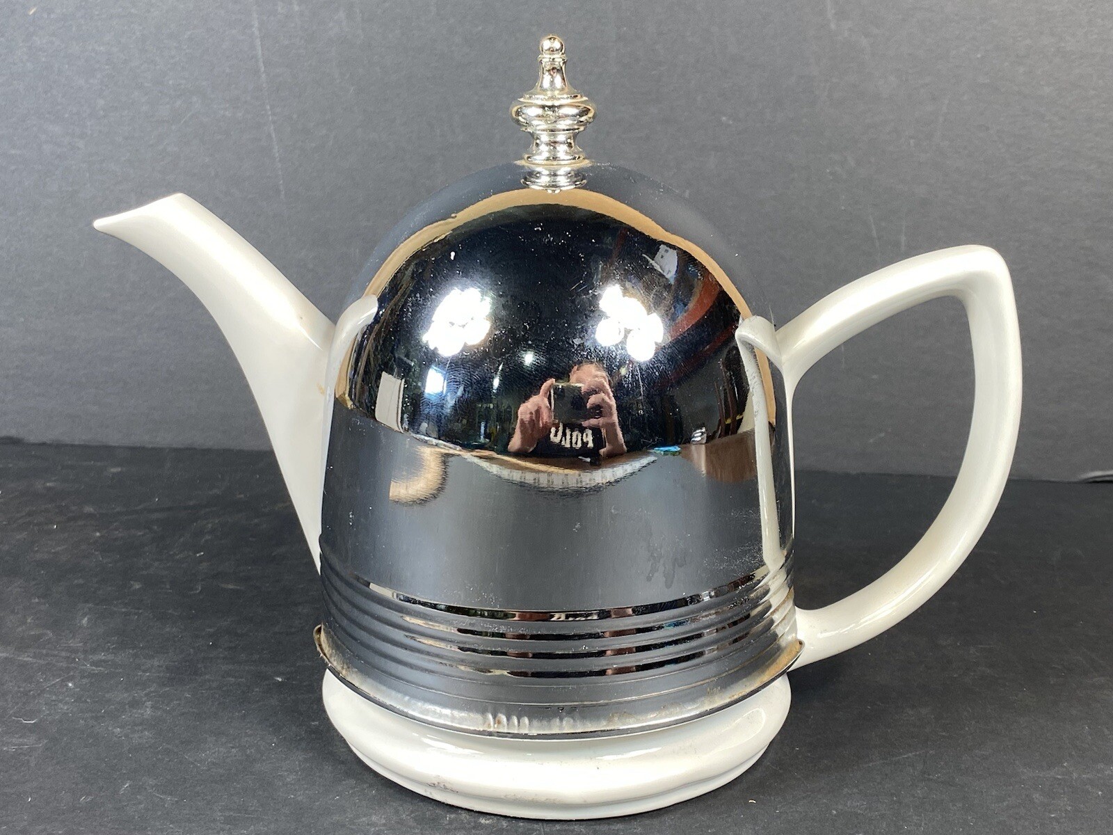 HALL CHINA CO Art Deco / Streamline Style Tea Pot 