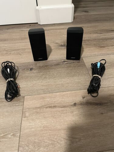 2 x haut-parleurs et câbles noirs Bose Lifestyle double cube - Photo 1 sur 7