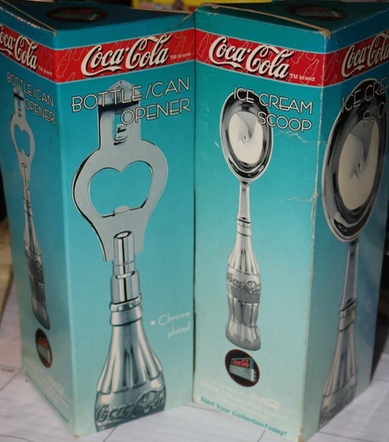 COCA COLA VINTAGE METAL ICE CREAM SCOOP & Bottle/Can opener NEW IN BOX