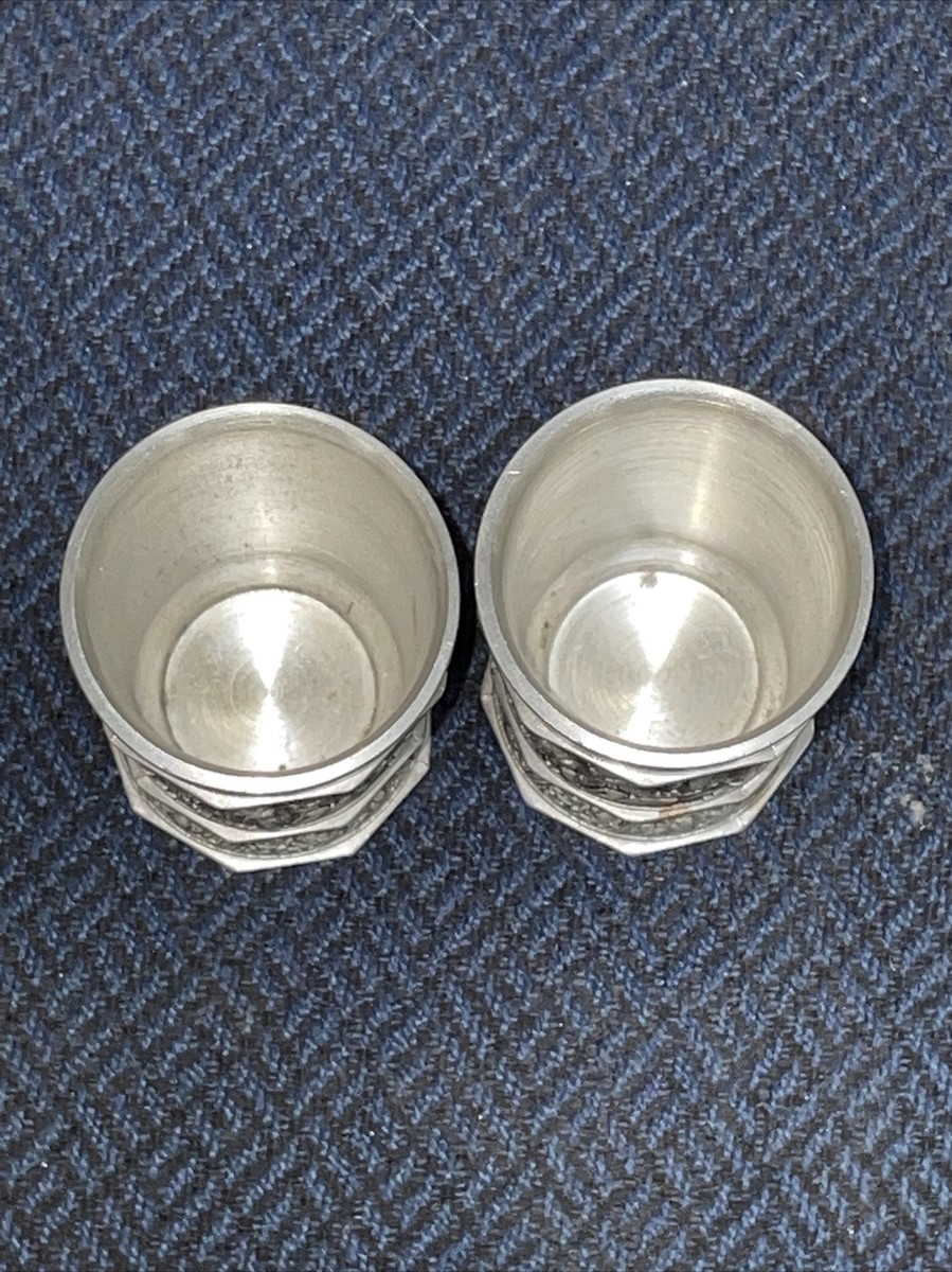 白磁瓶子 2 BMF ZINN Tumbler Cups 95% Pewter Relief Germany Vintage