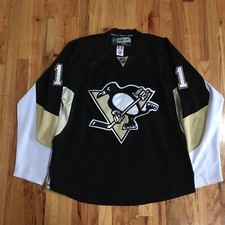 Pitsburgh Penguins NHL CCM Jordan Staal #11 Hockey Jersey With Hockey Strap