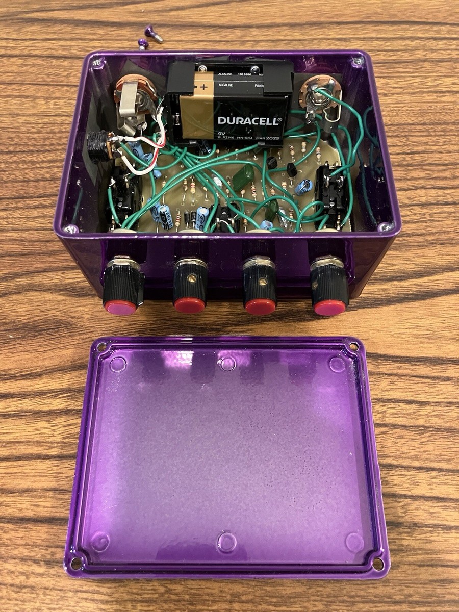Prescription Electronics Experienceファズ Prescription Experience – Motor City Guitar