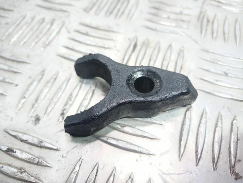 Toyota Corolla E120 E130 2002 Diesel Halterung Einspritzdüse Injektor UST47418