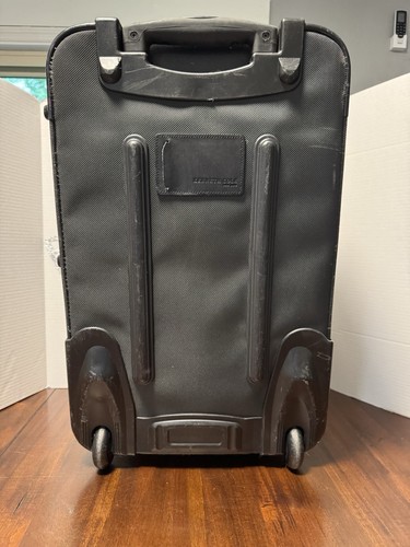 Kenneth Cole Softside Black Rolling Luggage Suitcase 22 inch - Picture 5 of 16