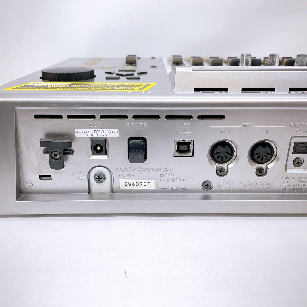 BOSS BR-1200CD Digital Recording Workstation Good Condition BOSS BR-1200CD Digital Recording Workstation Good Condition