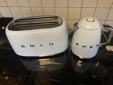 smeg blau Wasserkocher und 4 SCHEIBEN Toaster gebraucht