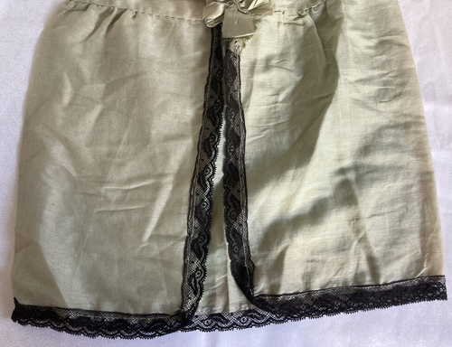 Antique Edwardian Doll Dress ~ Green Silk w/ Black Lace - Picture 10 of 12