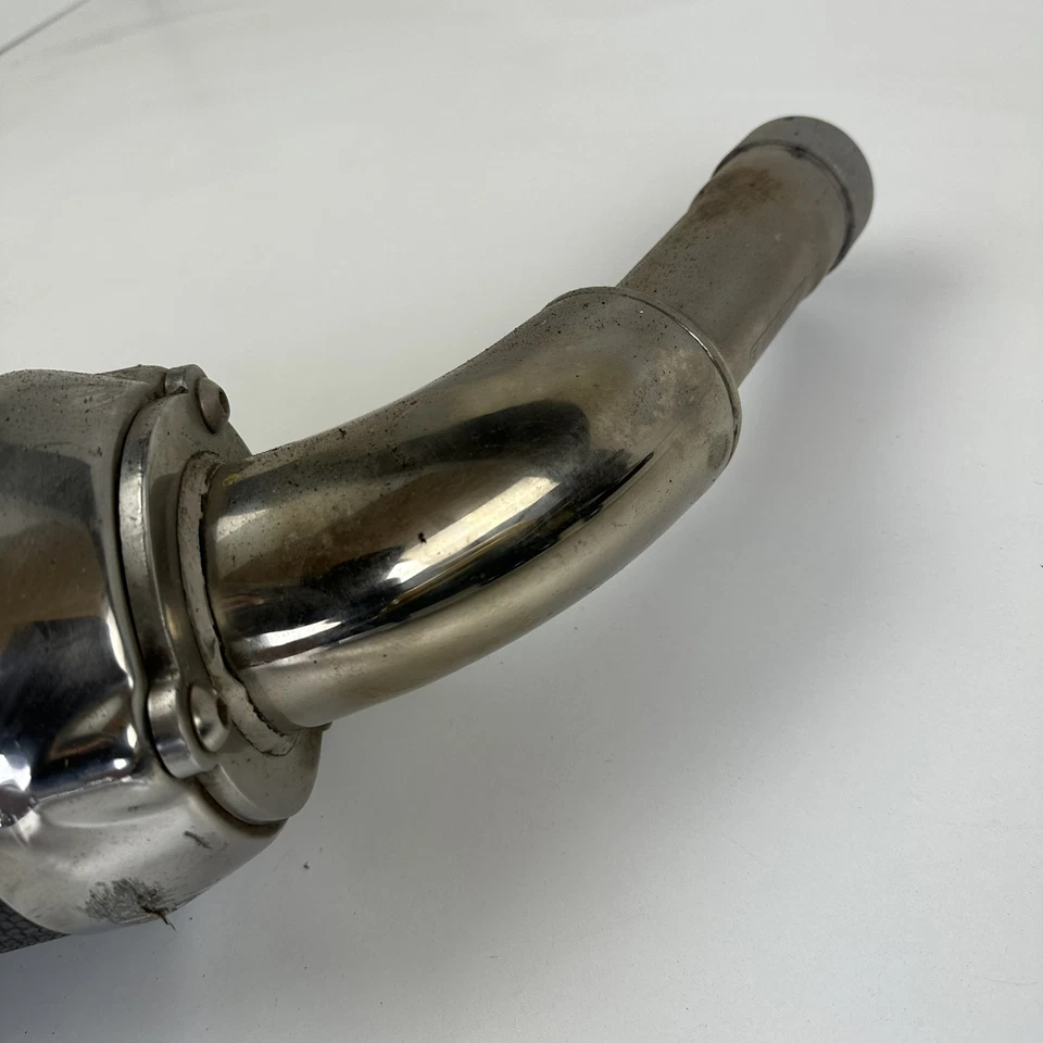 Silenciador de escape Triumph 955i Sprint RS 2003 silenciador de tubo de carbono Foto 4 de 4